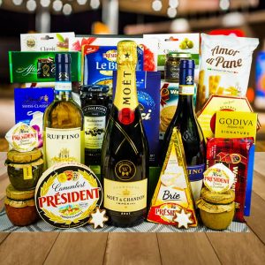 Celebrate with Style – Gourmet Gift Basket