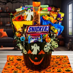 European Tricks and Treats – Halloween Gift