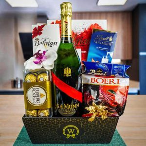 G.H. Mumm – Champagne Gift Basket