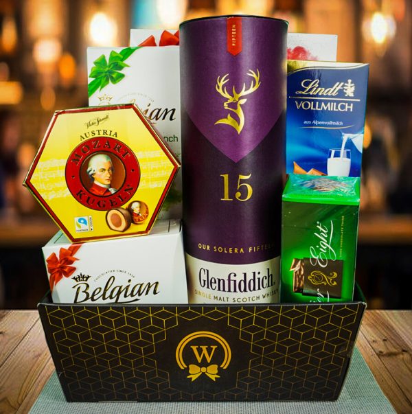 The Touch of Dufftown - Glenfiddich Gift Basket