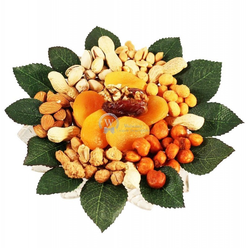 nuts-fruits-healthy-gift-sweden-finland-denmark-latvia-estonia-lithuania-luxembourg