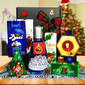 Gin & Holiday Treats Hamper