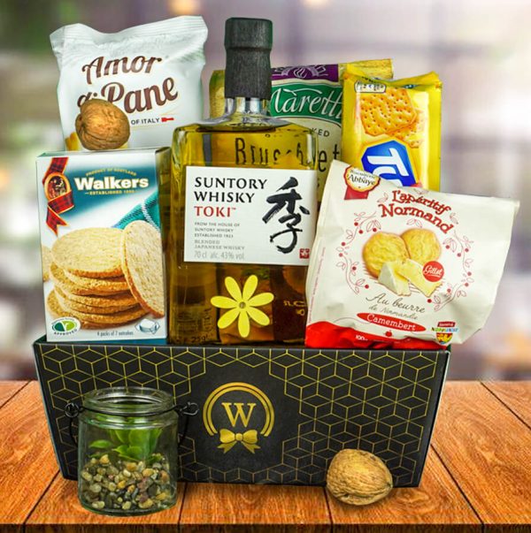 Japanese Whiskey Connoisseur's Delight Basket