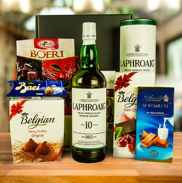 Laphroaig Whisky Delight Gift Basket