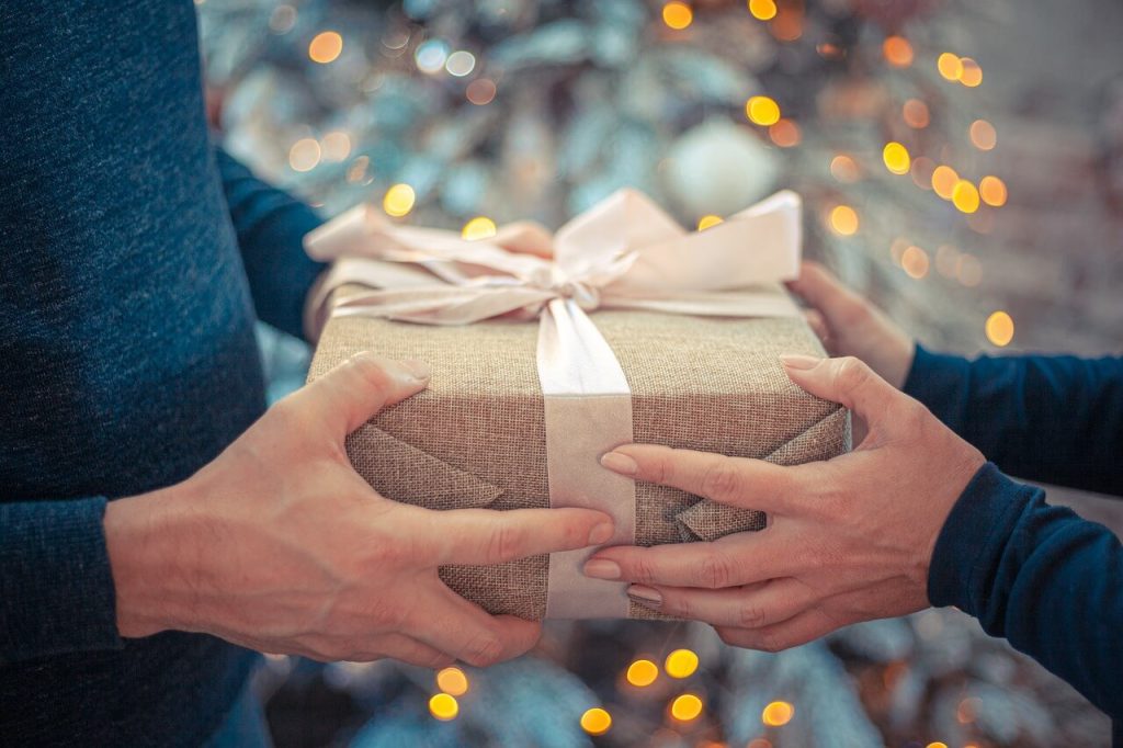 Customized gift basket