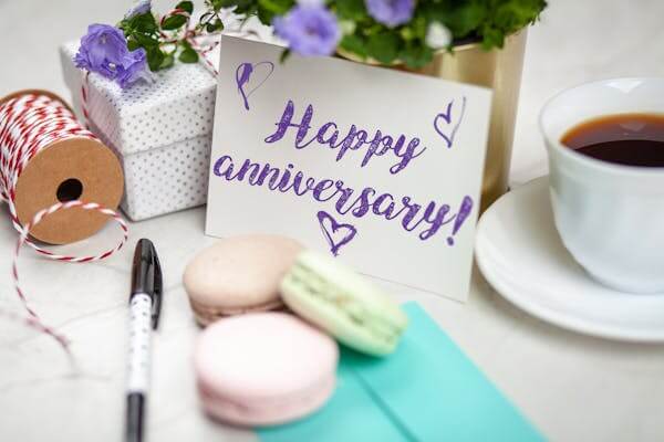 Unique anniversary delivery gifts