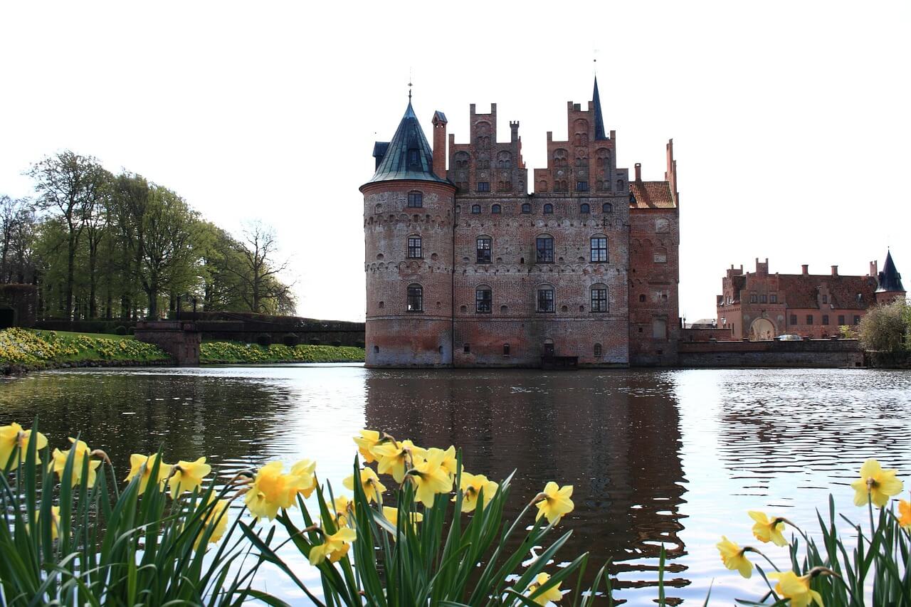 Read more about the article Copenhagen Calling: Send Love with Valentine’s Day Gifts to Denmark