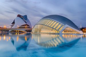 Luxury gift basket to spain